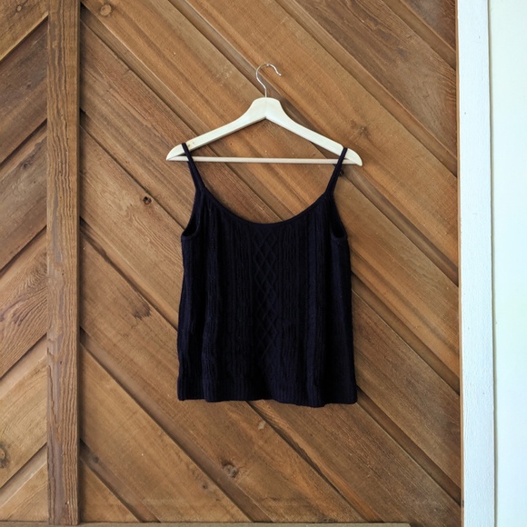 ST. JOHN Knitted Sleeveless Blouse // Size Large - Picture 3 of 5